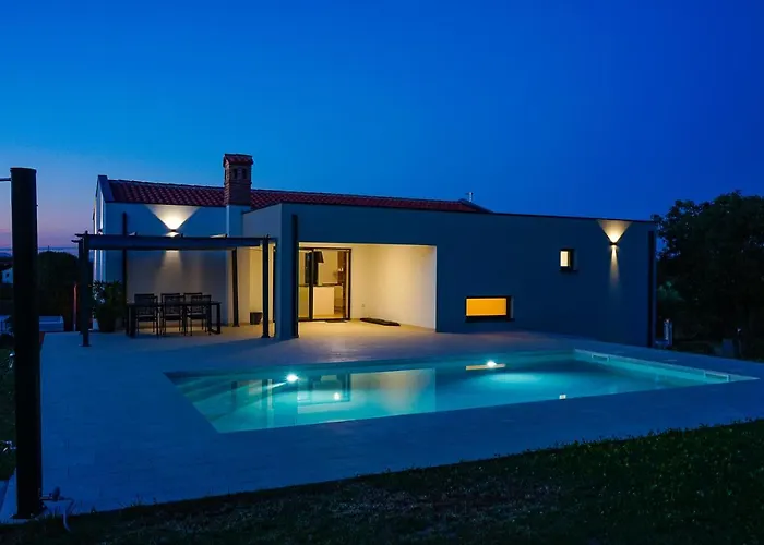 Villa Lia With Pool - Luxury In Vintijan, Near Pula And Medulin